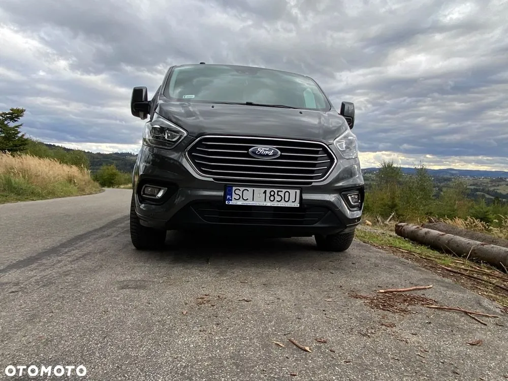 Ford Tourneo Custom 2018 photo 2
