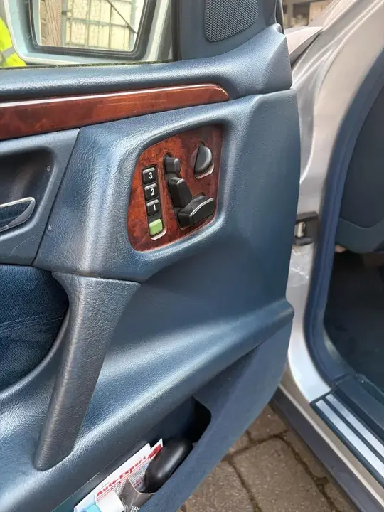 Mercedes-Benz E 280