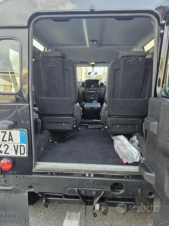 Land Rover Defender 90 2007 photo 3