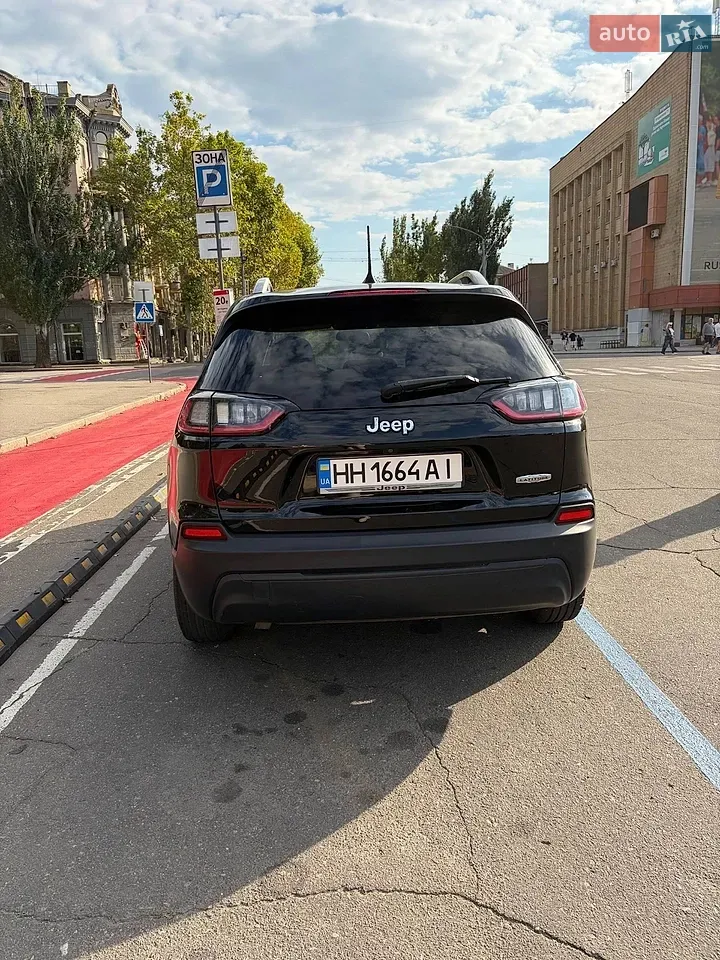 Jeep Cherokee 2018 photo 4