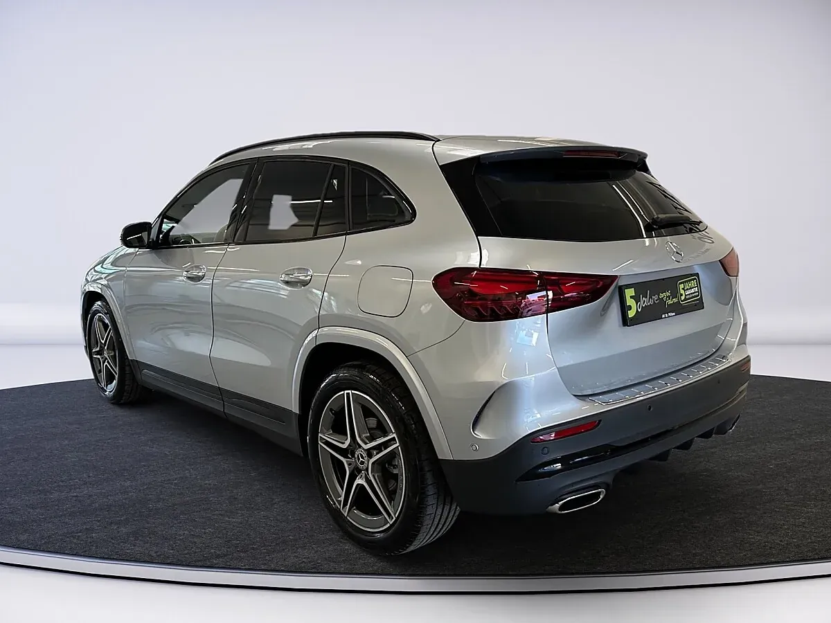 Mercedes-Benz Gla 2024 photo 4