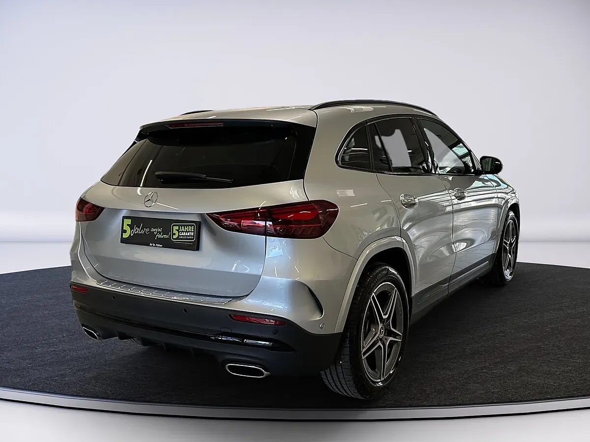 Mercedes-Benz Gla 2024 photo 5
