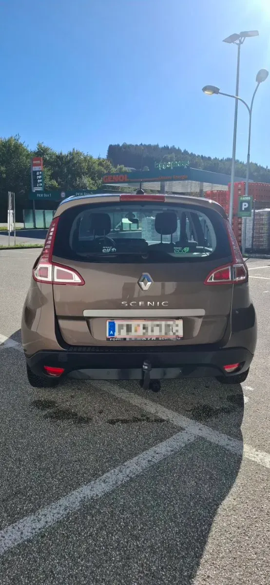 Renault Scenic 2011 photo 3