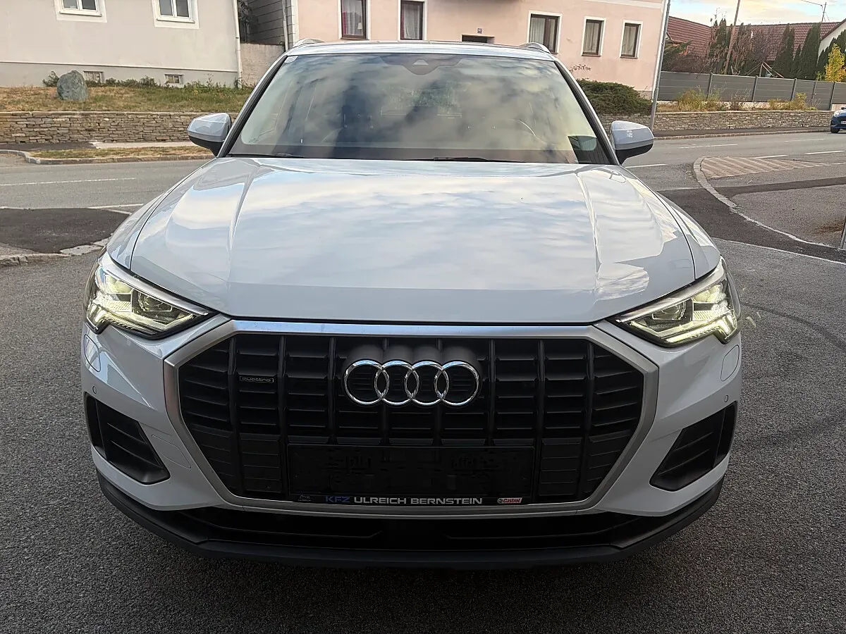 Audi Q3 2022 photo 3