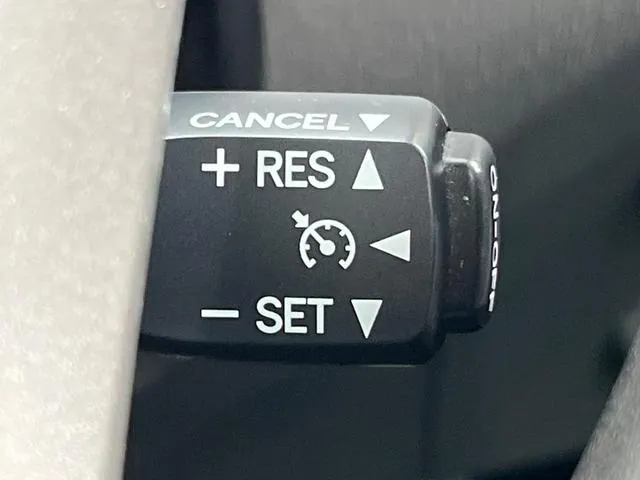 Toyota Prius Α 2011 photo 5
