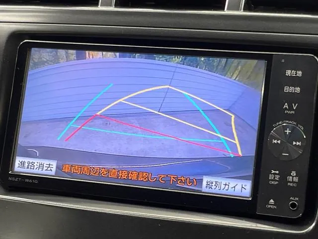 Toyota Prius Α 2011 photo 4