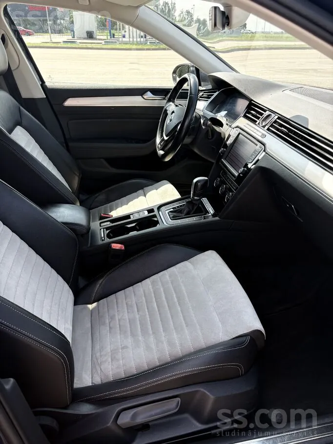 Volkswagen Passat 2015 photo 2