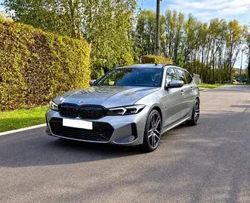 BMW 330E
