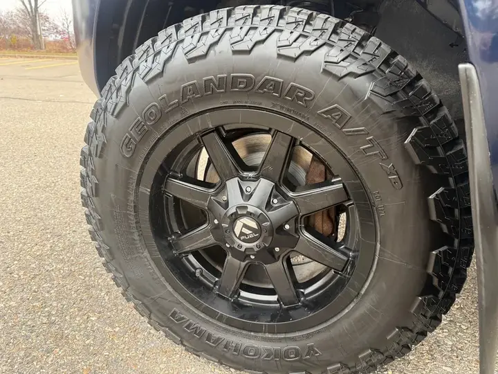 Toyota Tacoma 2012 photo 5