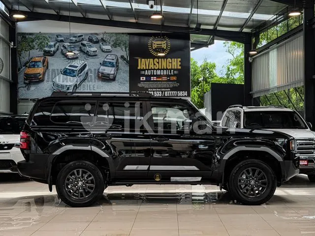 Toyota Land Cruiser Prado 2025 photo 4