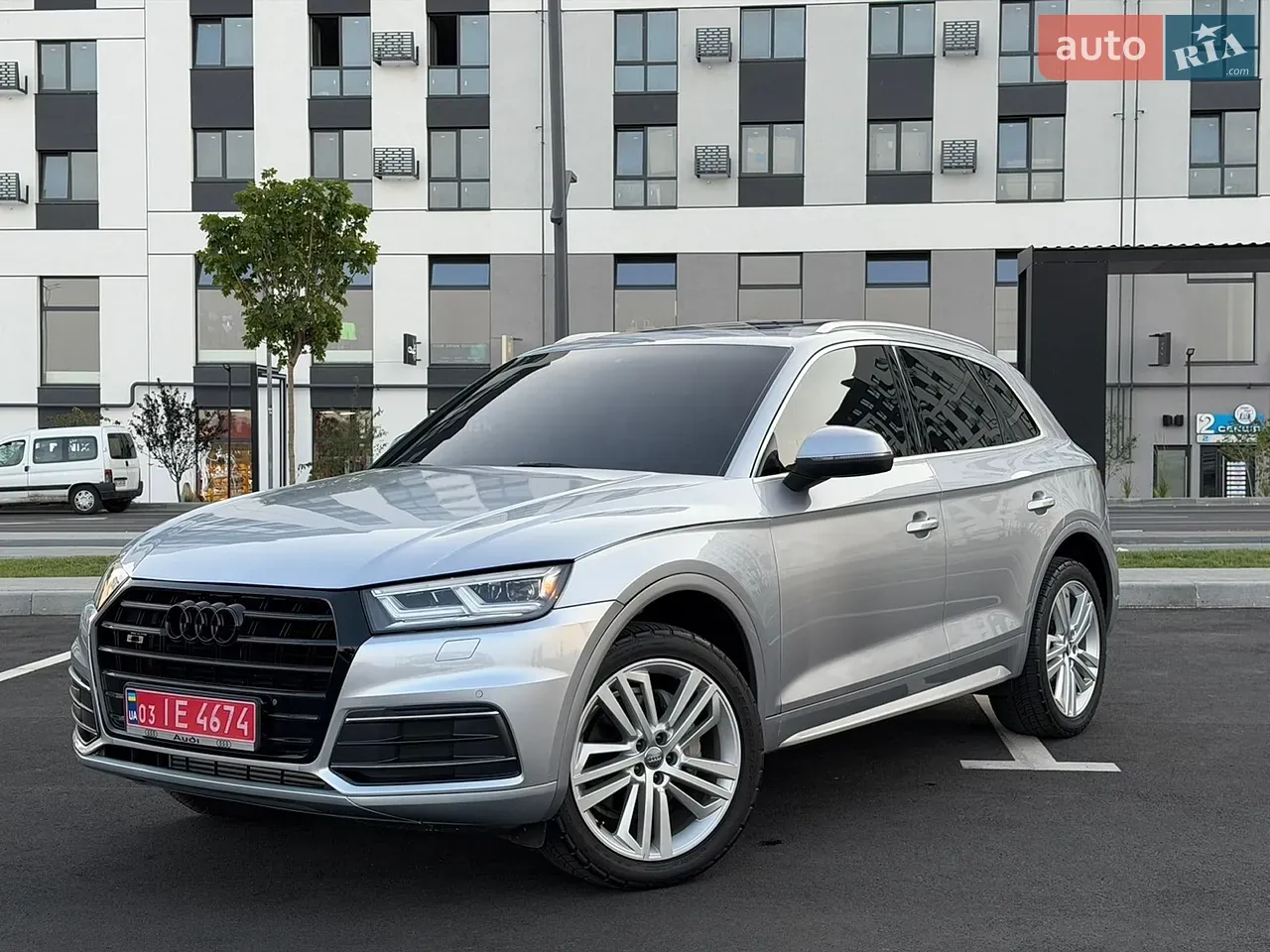 Audi Q5 2018 photo 2