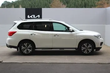Nissan Pathfinder 2017 photo 3