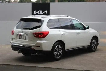 Nissan Pathfinder 2017 photo 4