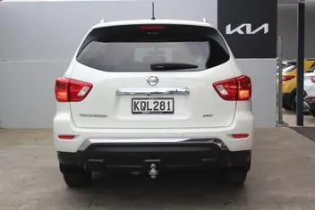 Nissan Pathfinder 2017 photo 5
