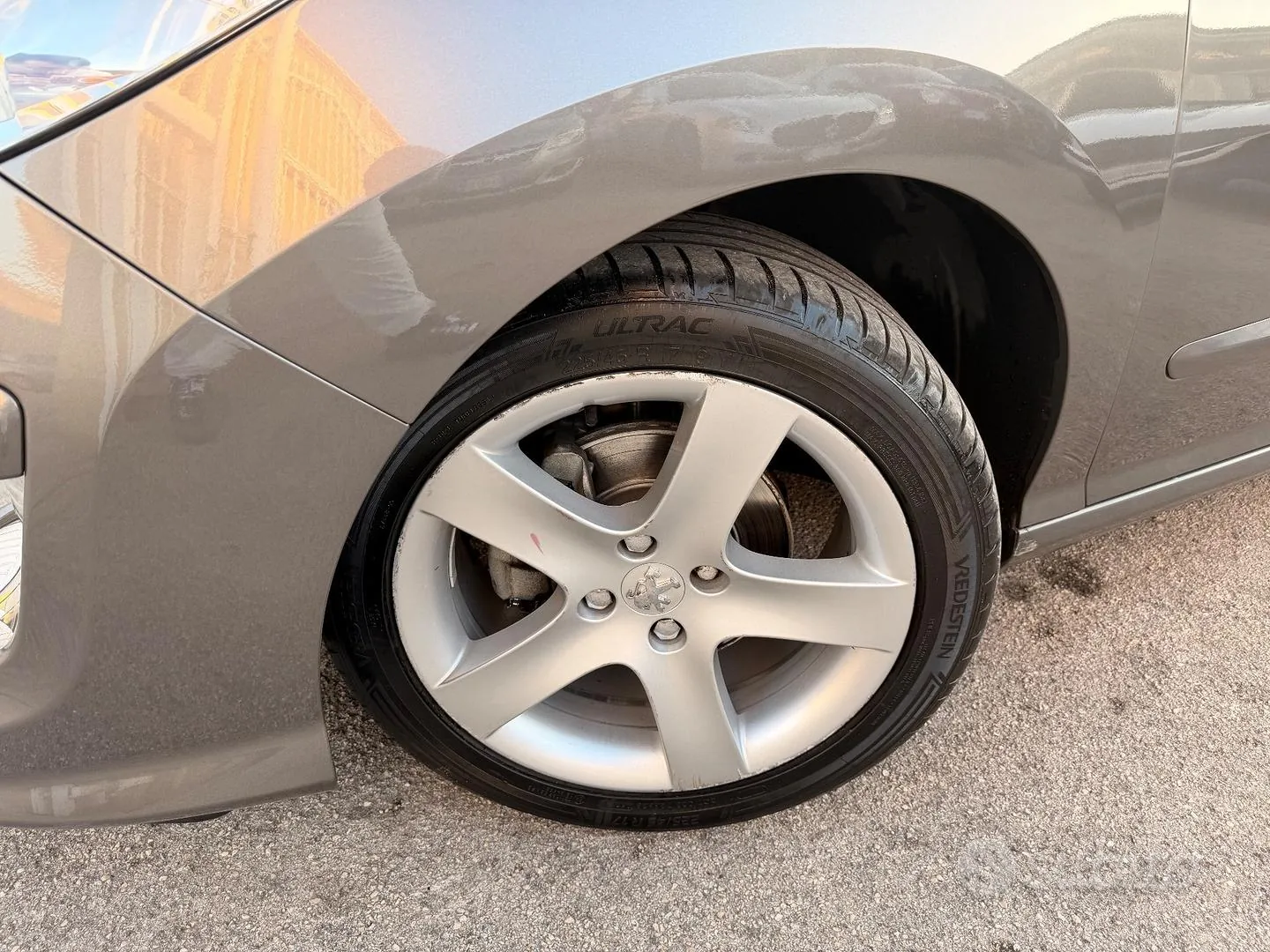 Peugeot 308 2009 photo 4