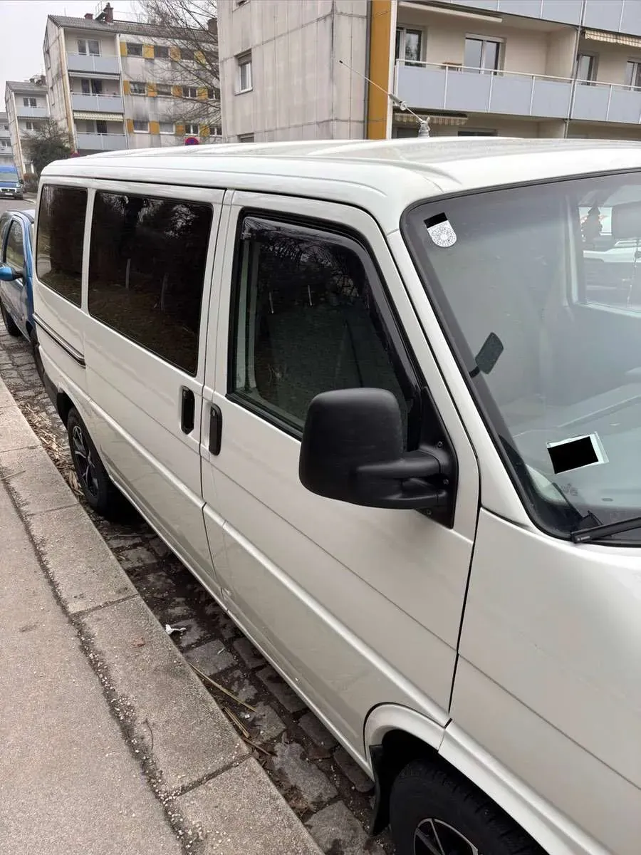 Volkswagen T4 2003 photo 3