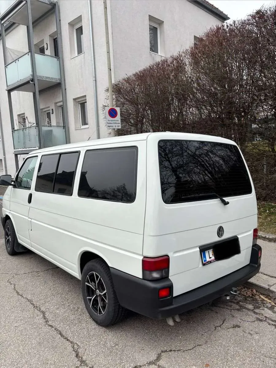 Volkswagen T4 2003 photo 2