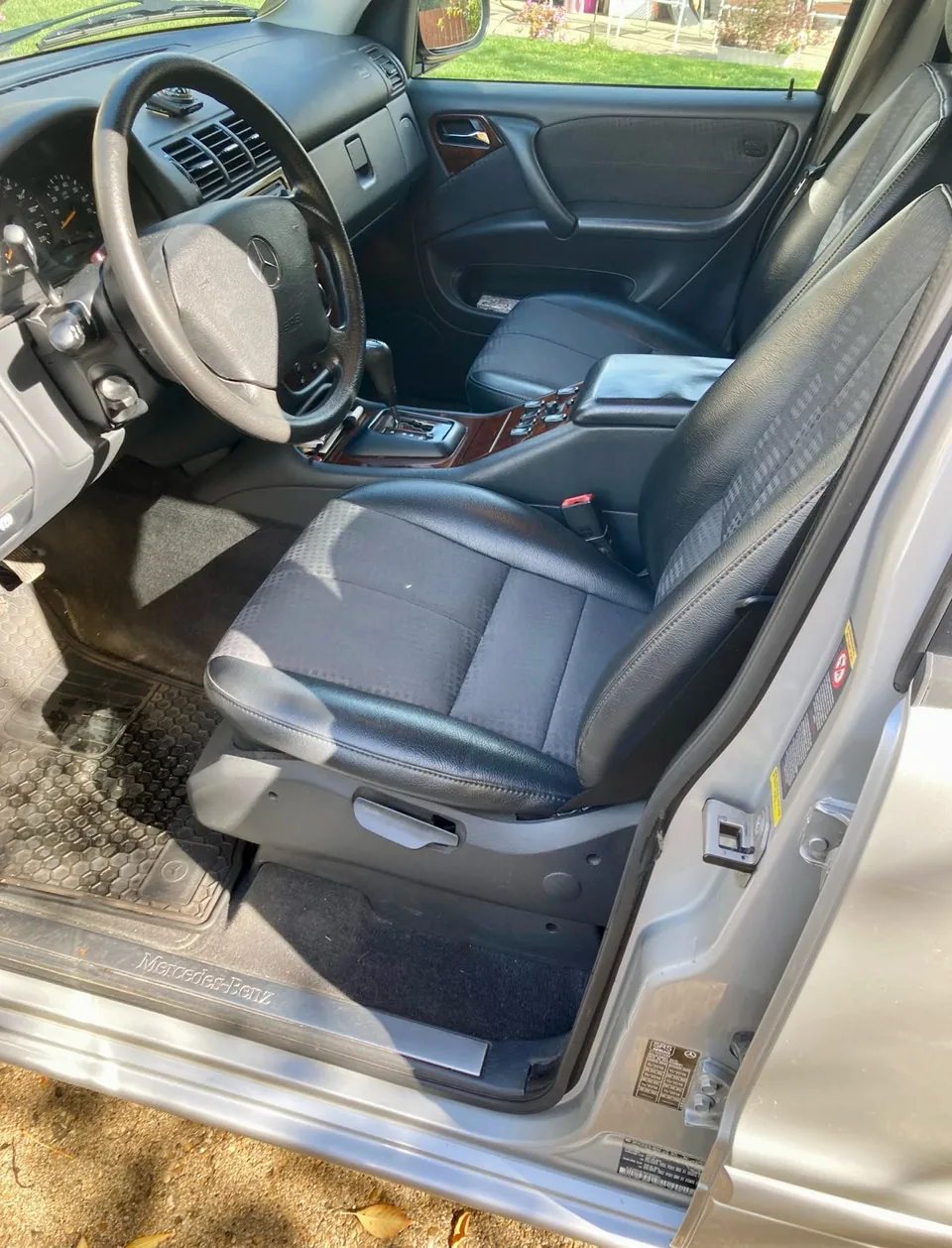 Mercedes-Benz Ml 320 2000 photo 2