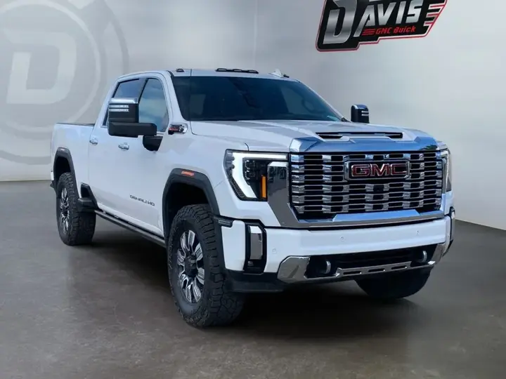 GMC Sierra 3500Hd 2024 photo 3