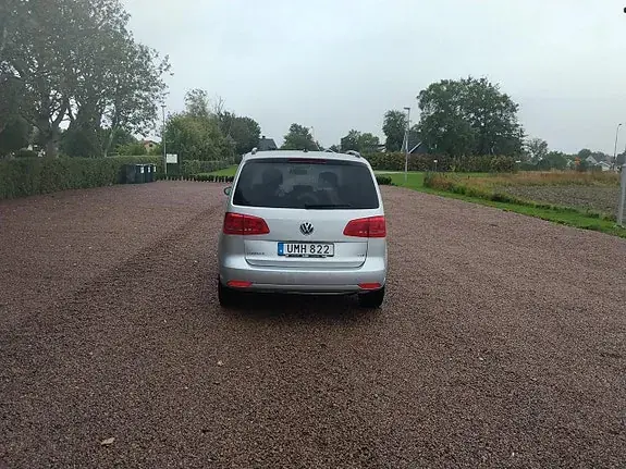 Volkswagen Touran 2014 photo 4