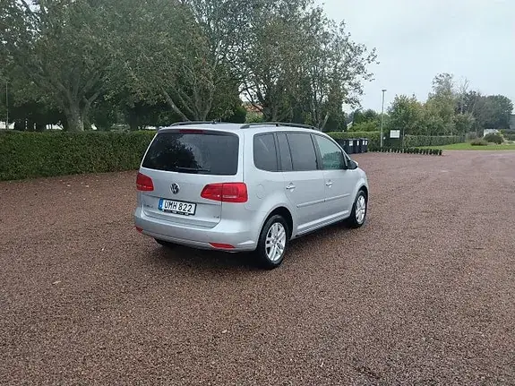Volkswagen Touran 2014 photo 5