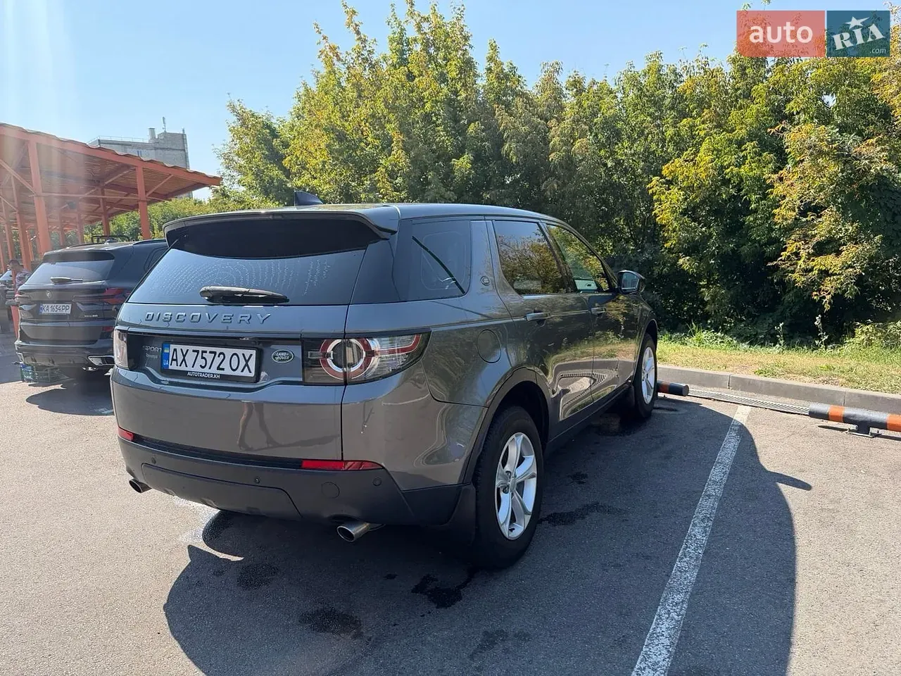 Land Rover Discovery Sport 2018 photo 3