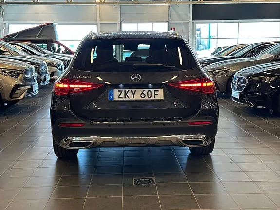 Mercedes-Benz C220 D 2025 photo 5