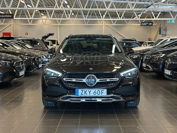 Mercedes-Benz C220 D 2025 photo 2