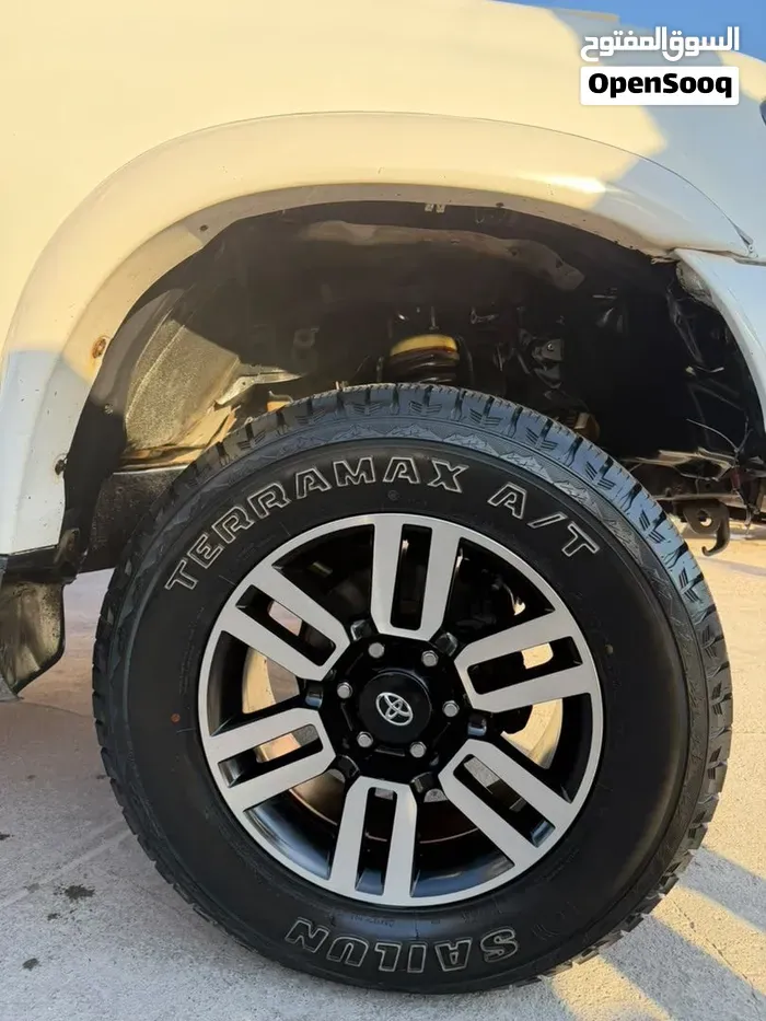 Toyota Tundra 2004 photo 2