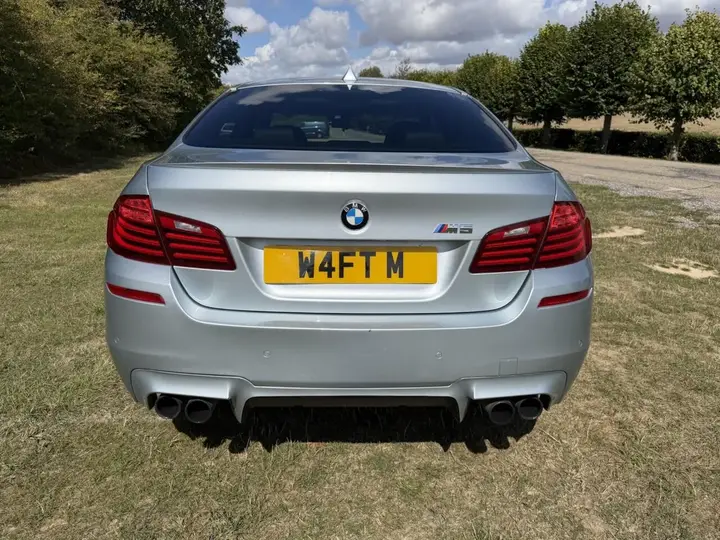BMW M5 2013 photo 5