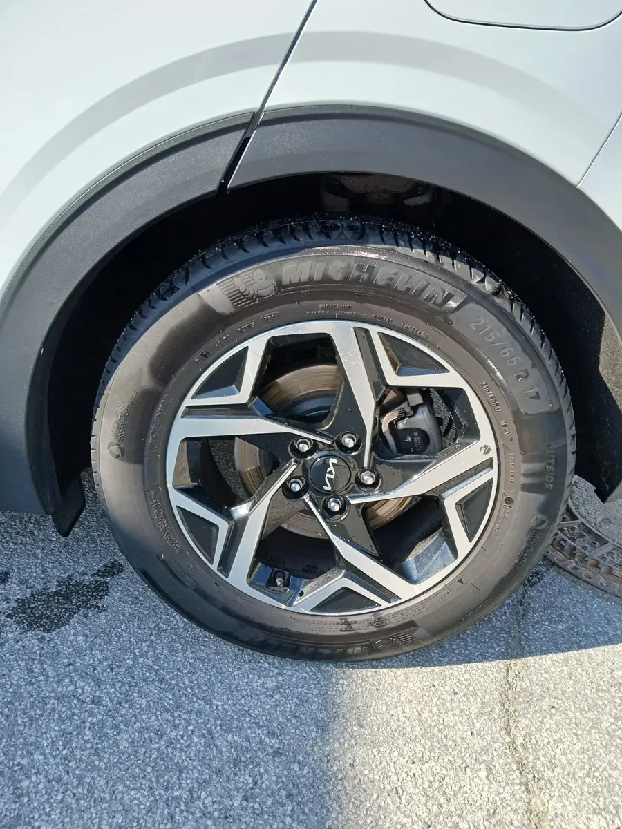 Kia Sportage 2023 photo 2