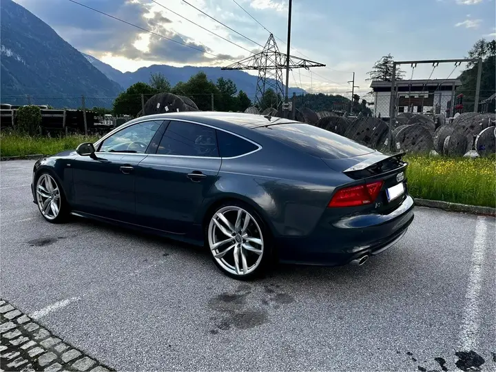 Audi A7 2012 photo 3