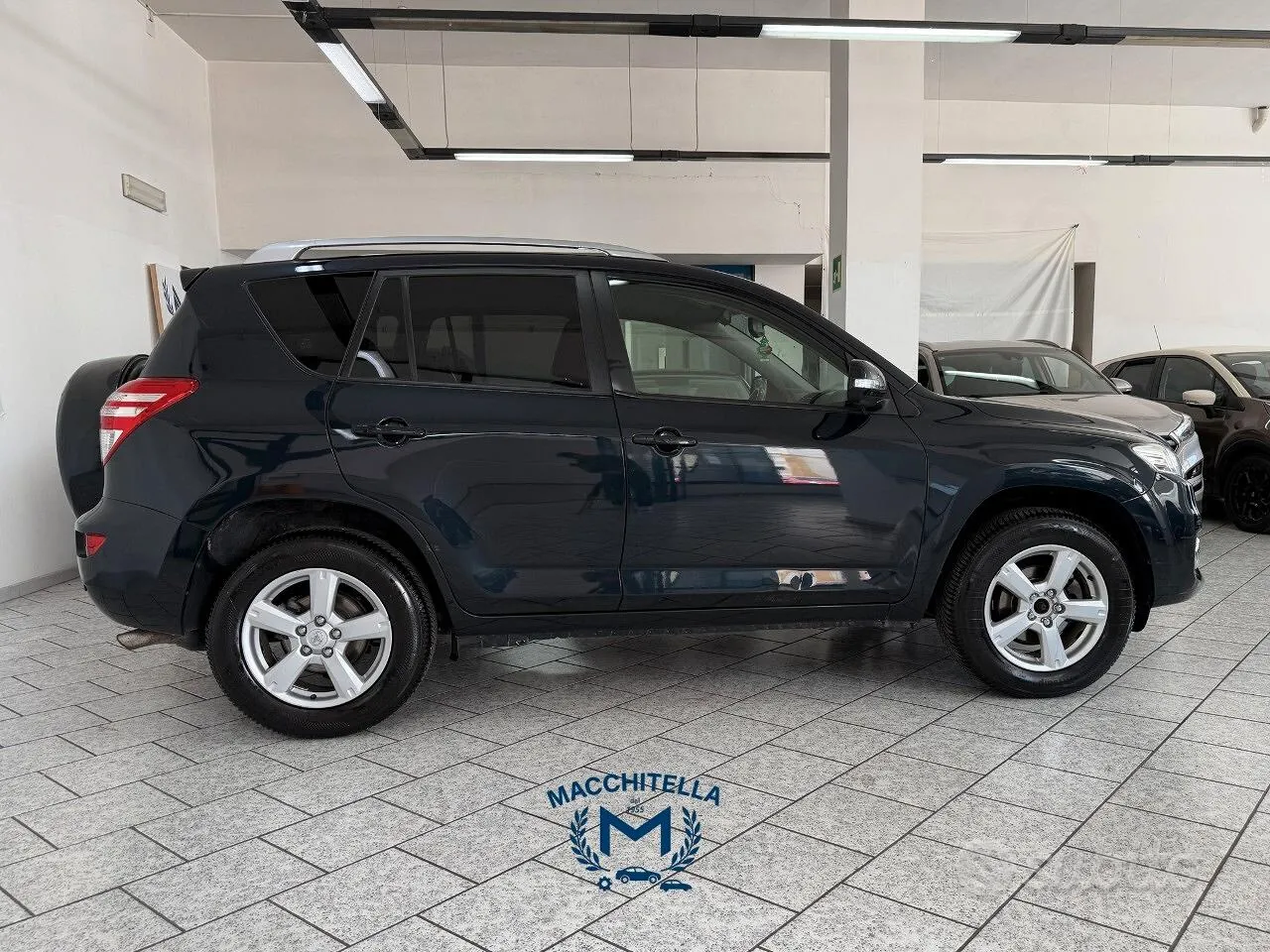 Toyota Rav4 2011 photo 4