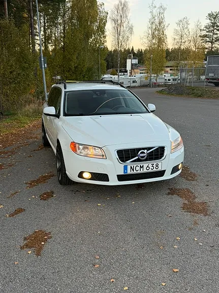 Volvo V70 2013 photo 5