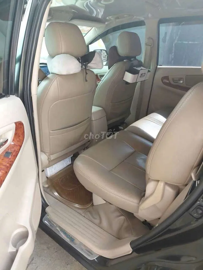 Toyota Innova 2008 photo 4