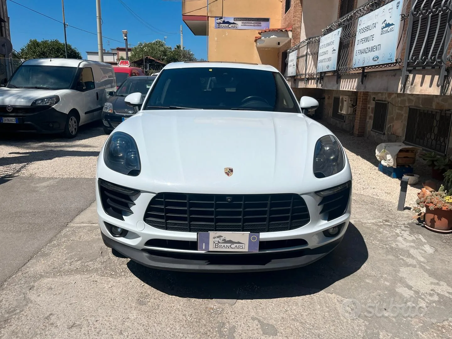 Porsche Macan 2016 photo 2