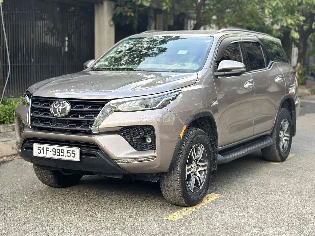 Toyota Fortuner 2020 photo 2