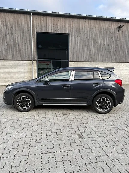 Subaru Xv 2013 photo 5