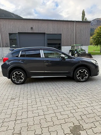 Subaru Xv 2013 photo 3