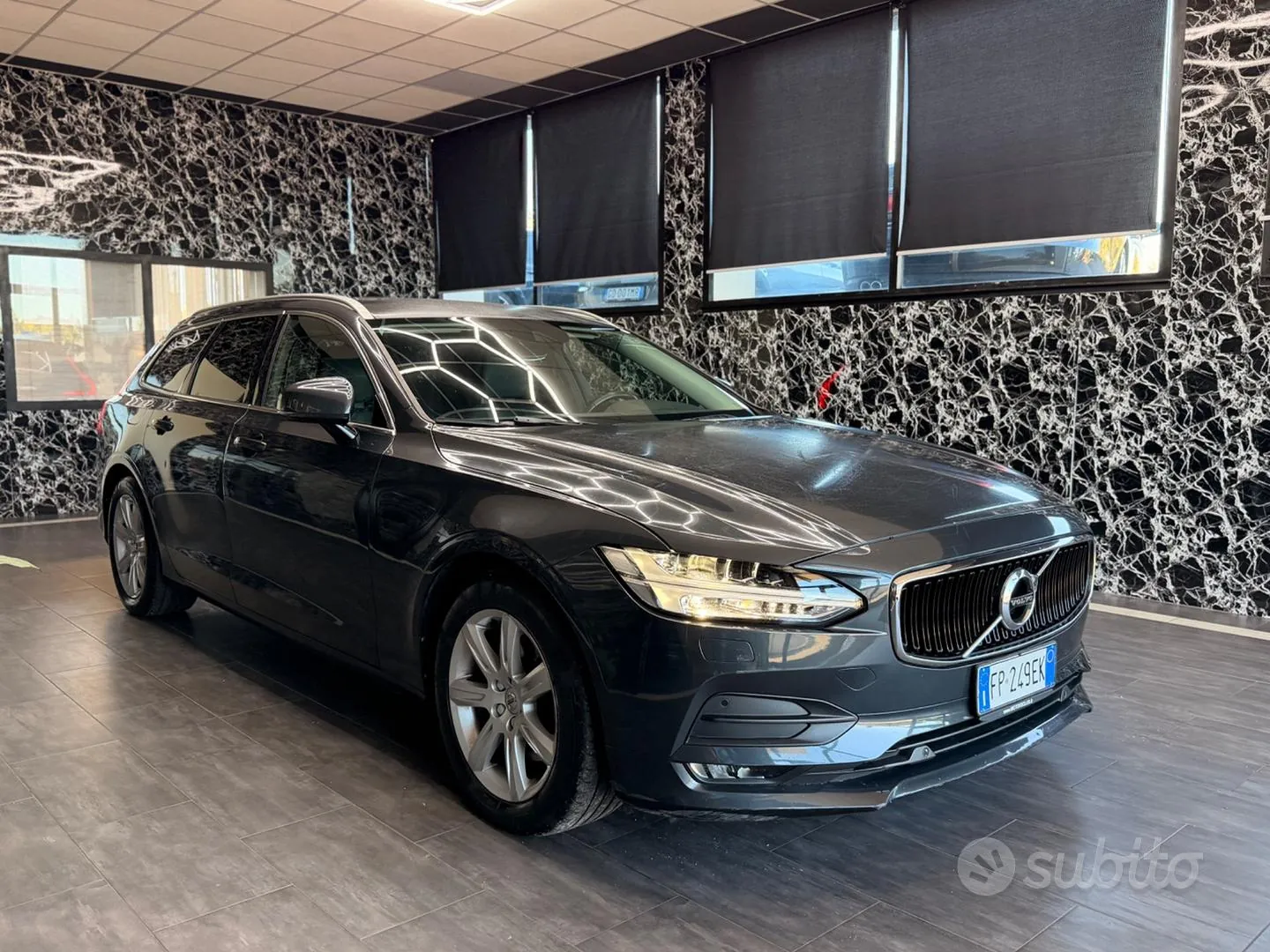 Volvo V90