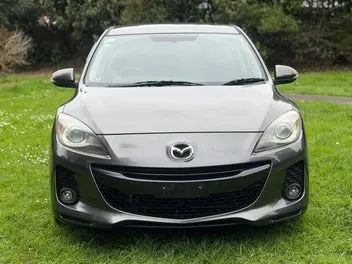 Mazda Axela 2012 photo 4