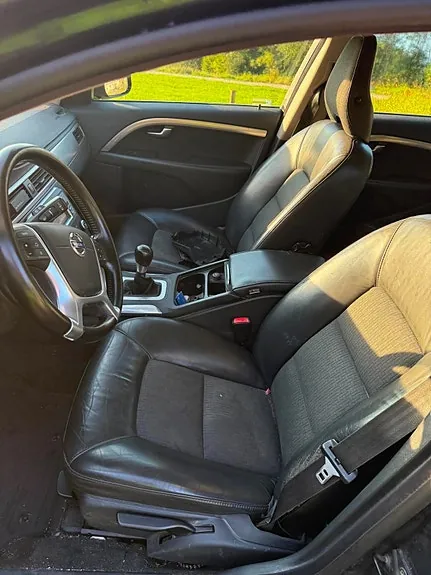 Volvo V70 2011 photo 4