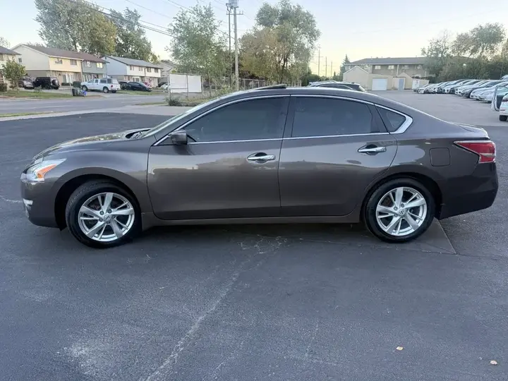 Nissan Altima 2014 photo 4