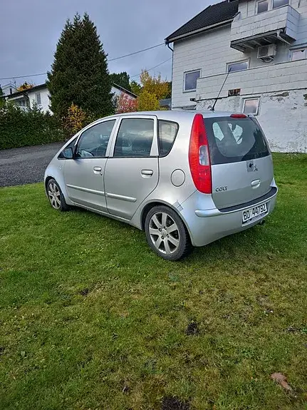 Mitsubishi Colt 2005 photo 5