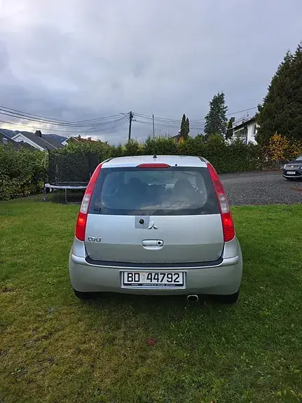 Mitsubishi Colt 2005 photo 4