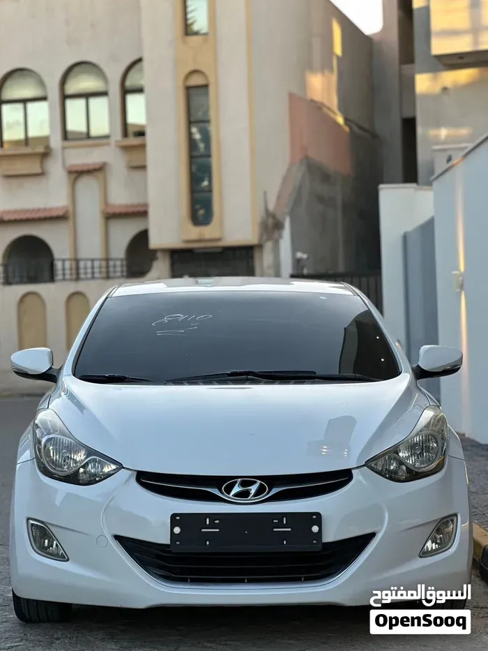 Hyundai Elantra 2012 photo 4