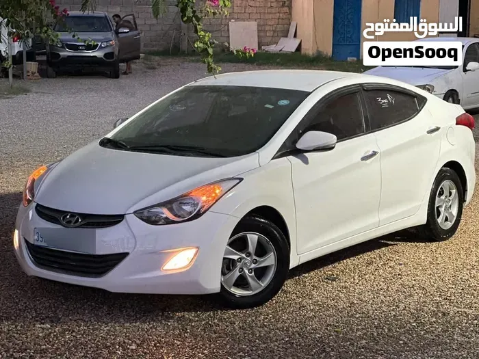 Hyundai Elantra 2012 photo 5