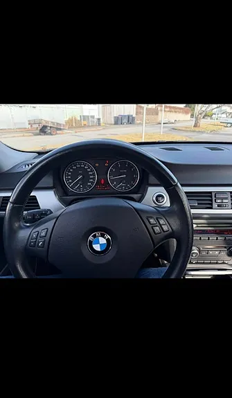 BMW 318I 2009 photo 5