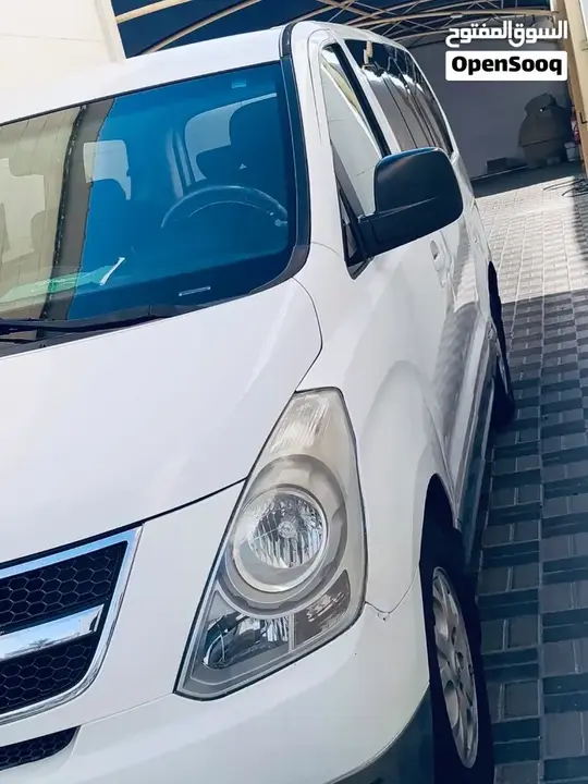 Hyundai H1 2016 photo 3