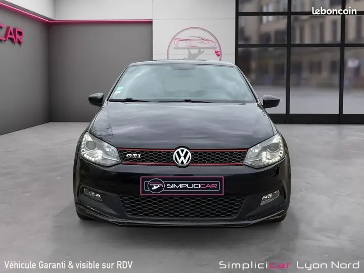 Volkswagen Polo 2011 photo 4